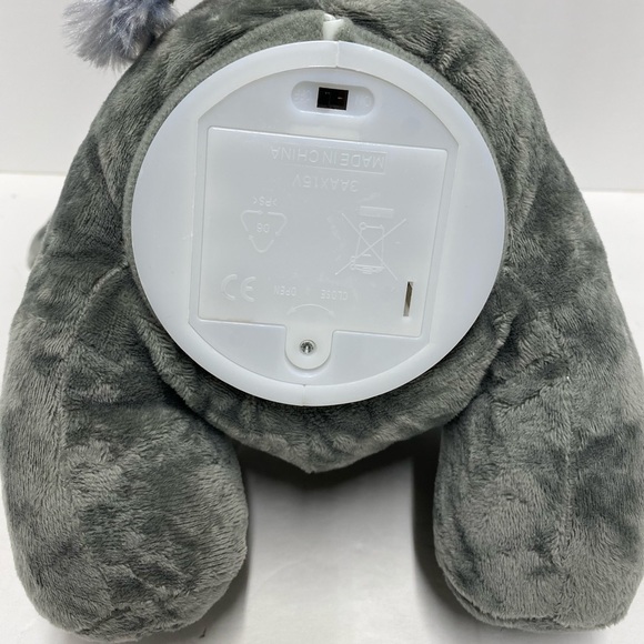 Animated Elephant Musical “Do Your Ears Hang Low” - Picture 10 of 12